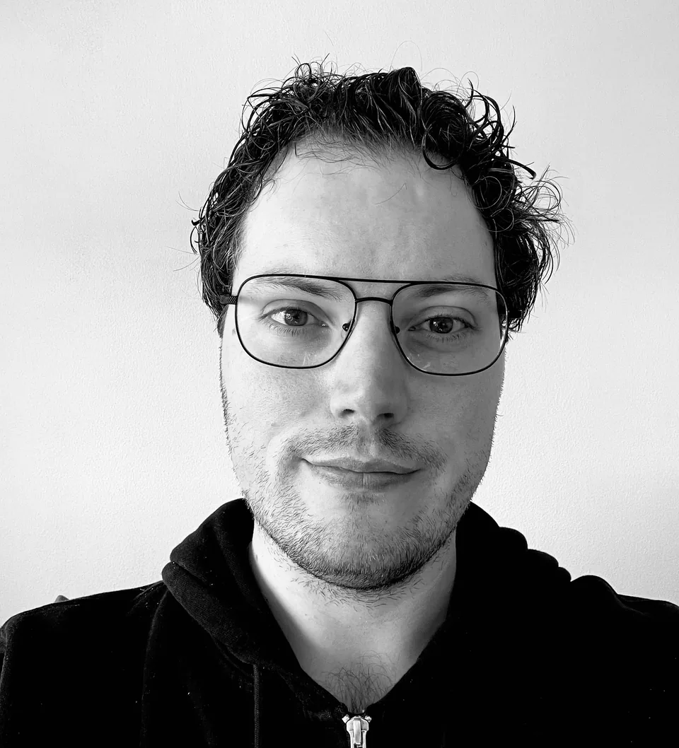 Portret van Tim van Iersel, eigenaar van PLUGIN